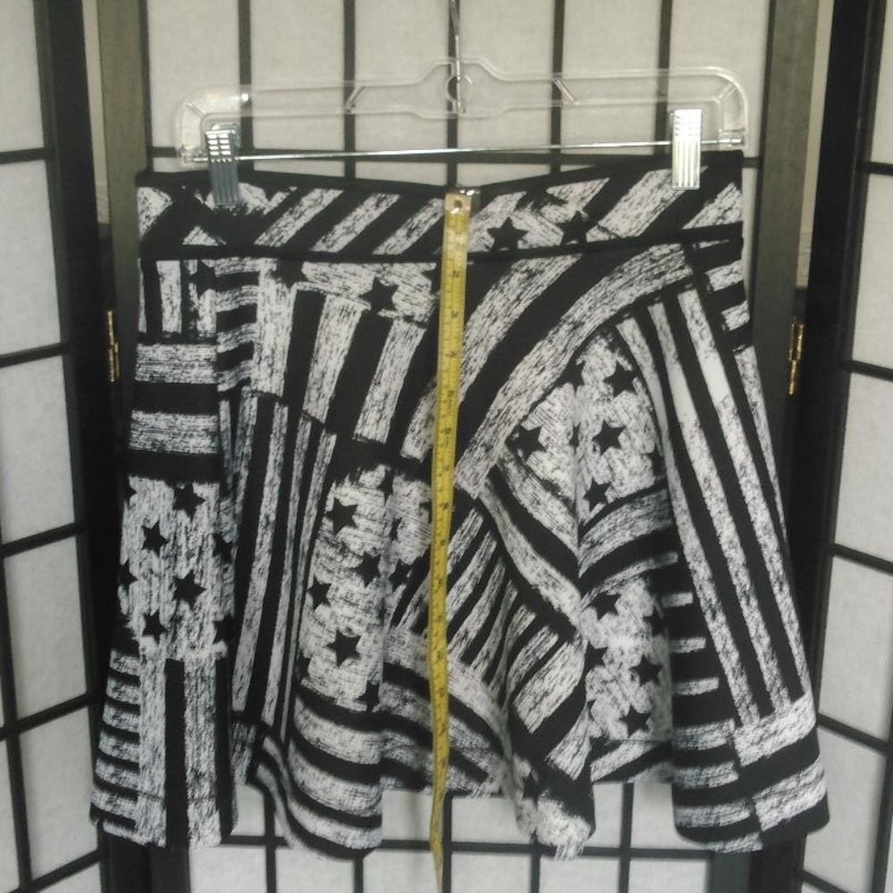 Macy's Material Girl mini skirt